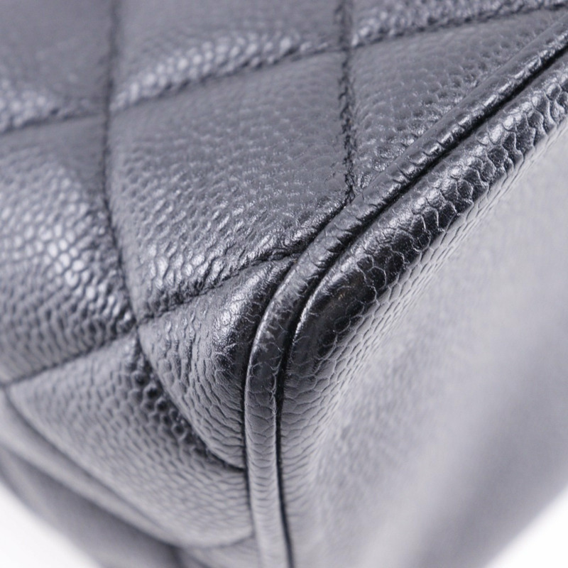 香奈兒 Reprint 手袋魚子醬皮黑色 A5 徽章女式-3