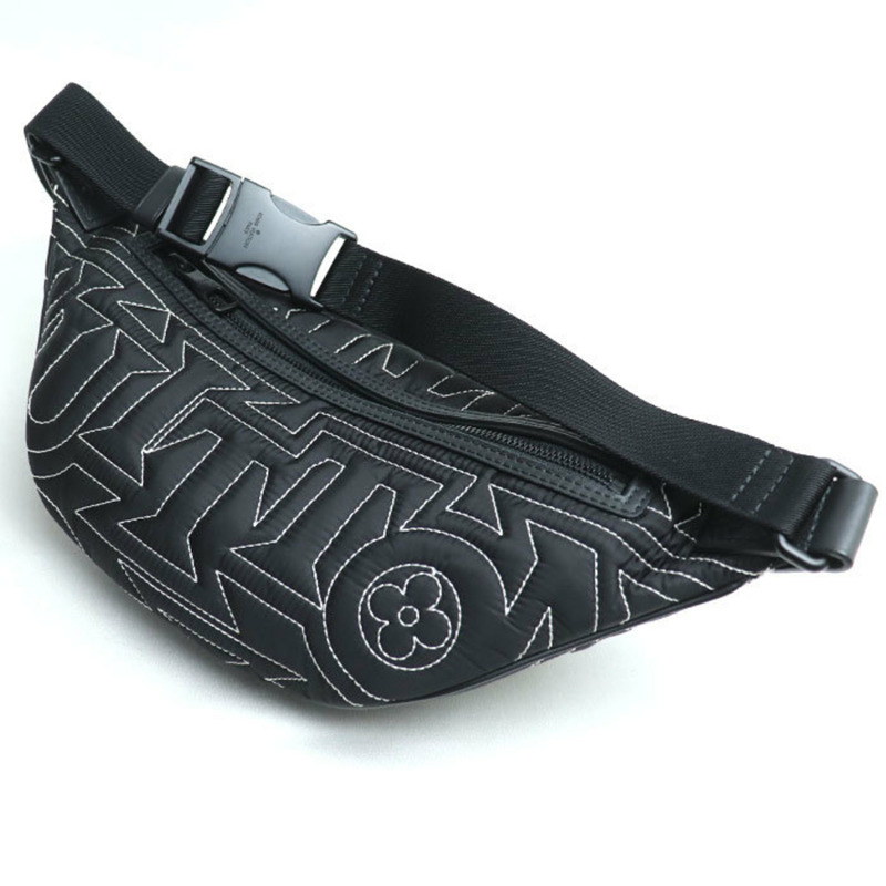 LOUIS VUITTON 路易威登 LV Snow Discovery 腰包 PM Body 黑色 M21427 IC 晶片 男士-1