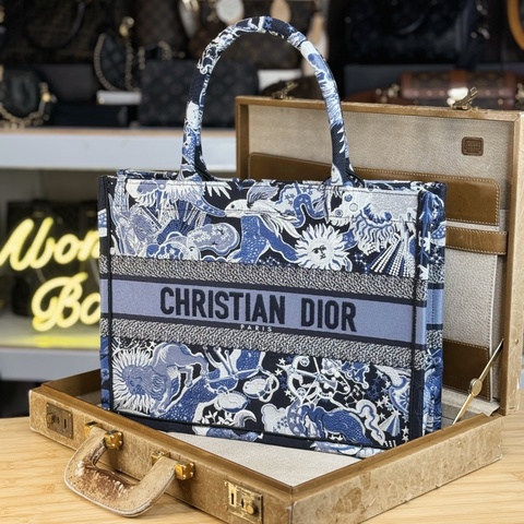 DIOR 藍白星座Book Tote中款托特包🩵💙狀態超好
