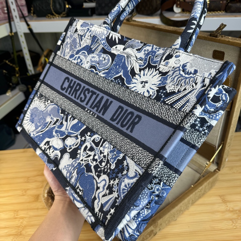 DIOR 藍白星座Book Tote中款托特包🩵💙狀態超好-3