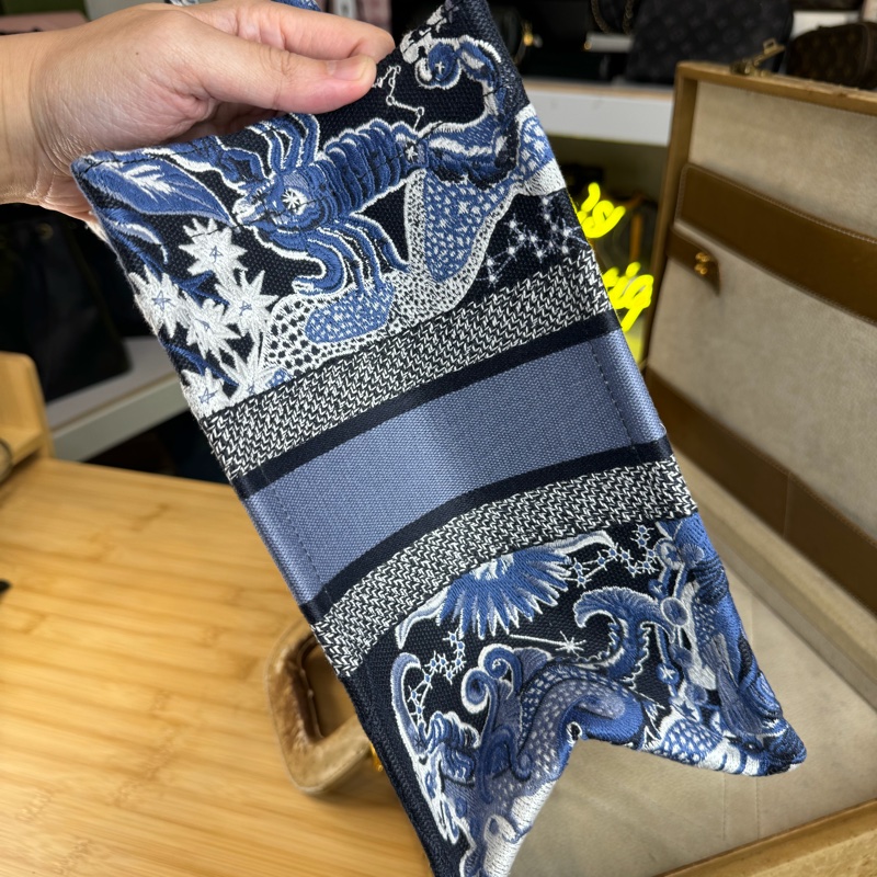 DIOR 藍白星座Book Tote中款托特包🩵💙狀態超好-6