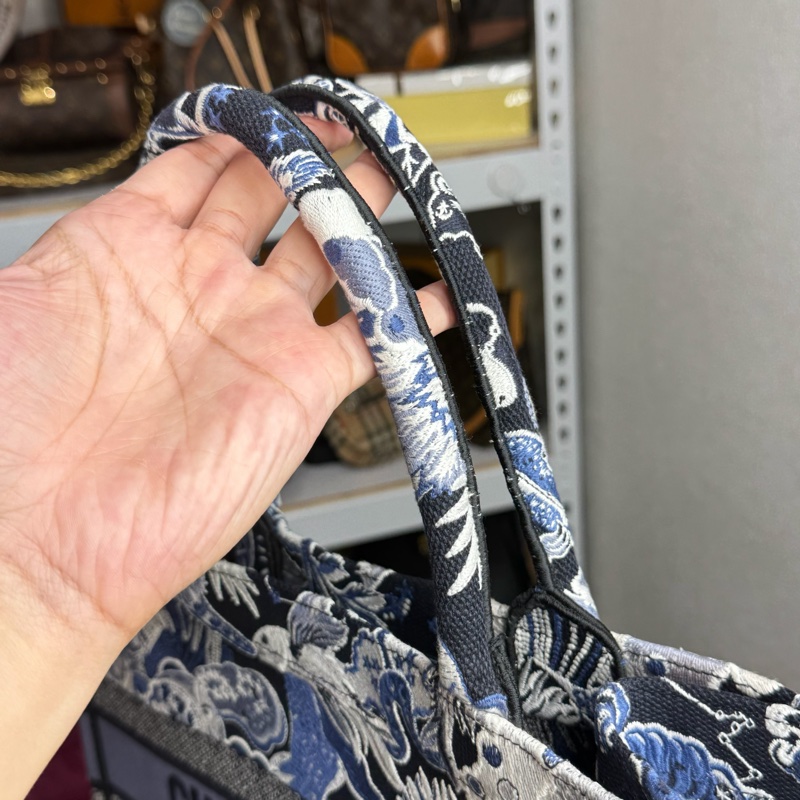 DIOR 藍白星座Book Tote中款托特包🩵💙狀態超好-9