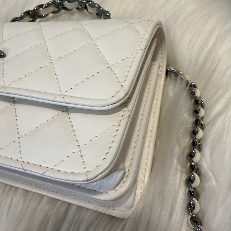 Chanel Handle白牛皮亮黑釦手提斜背包 ProMax可入-15