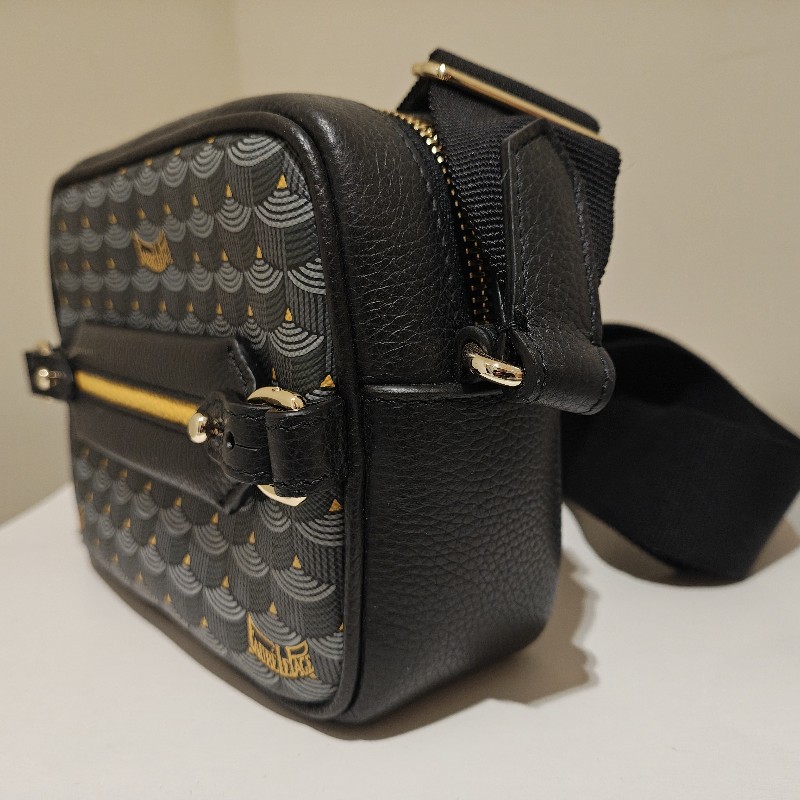 自售真品 FAURE LE PAGE 灰黑色  Hands on 17 相機包 手拿包 GOYARD CHANEL 推薦-12