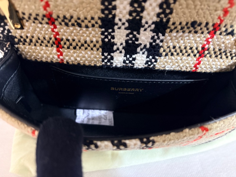 Burberry 迷你花呢蘿納Lola包-8