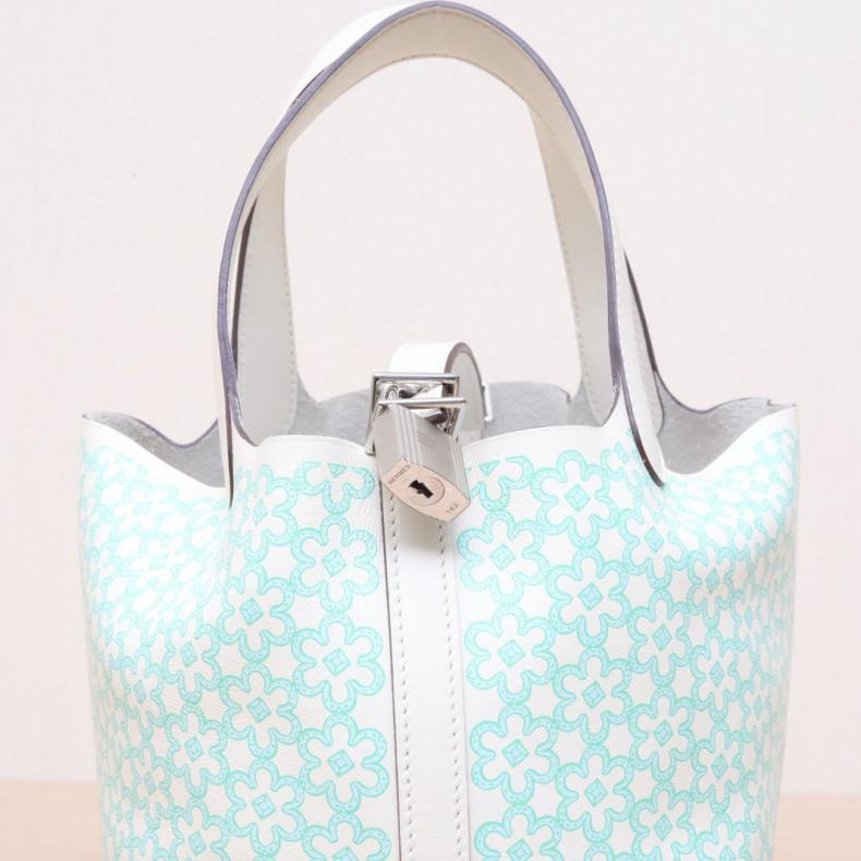 HERMES(愛馬仕) Picotin 18 菜籃子 綠花 I2奶油白 Swift皮 U刻 銀扣-5