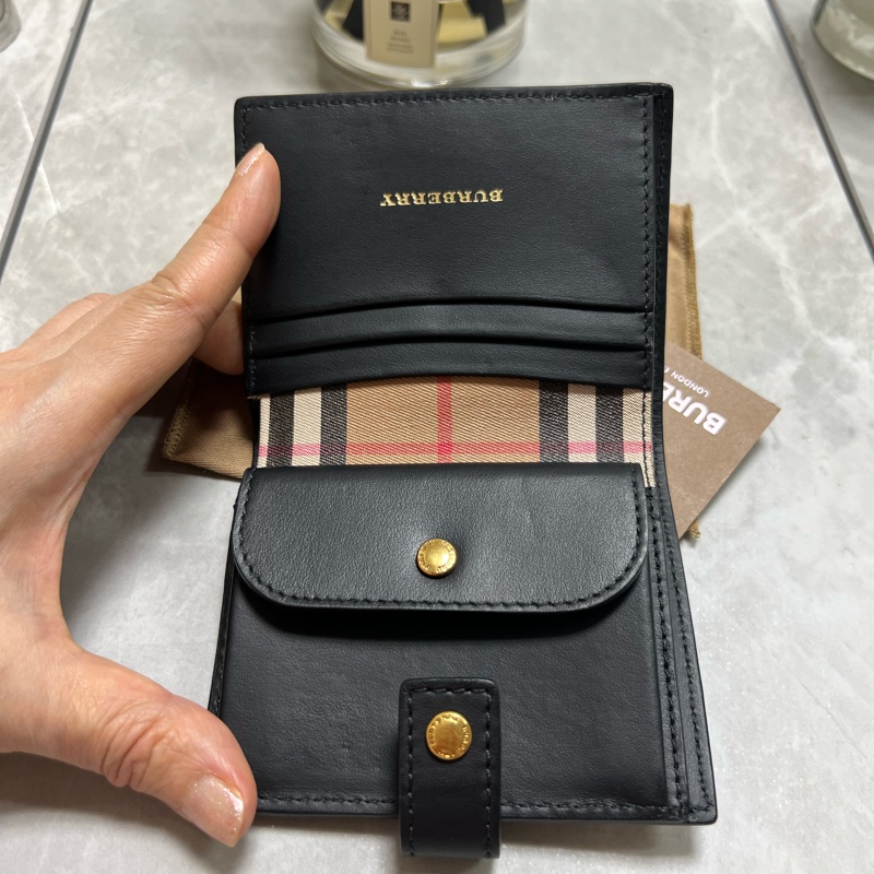 🔥🔥🔥保證真品Burberry 經典格紋短夾-9