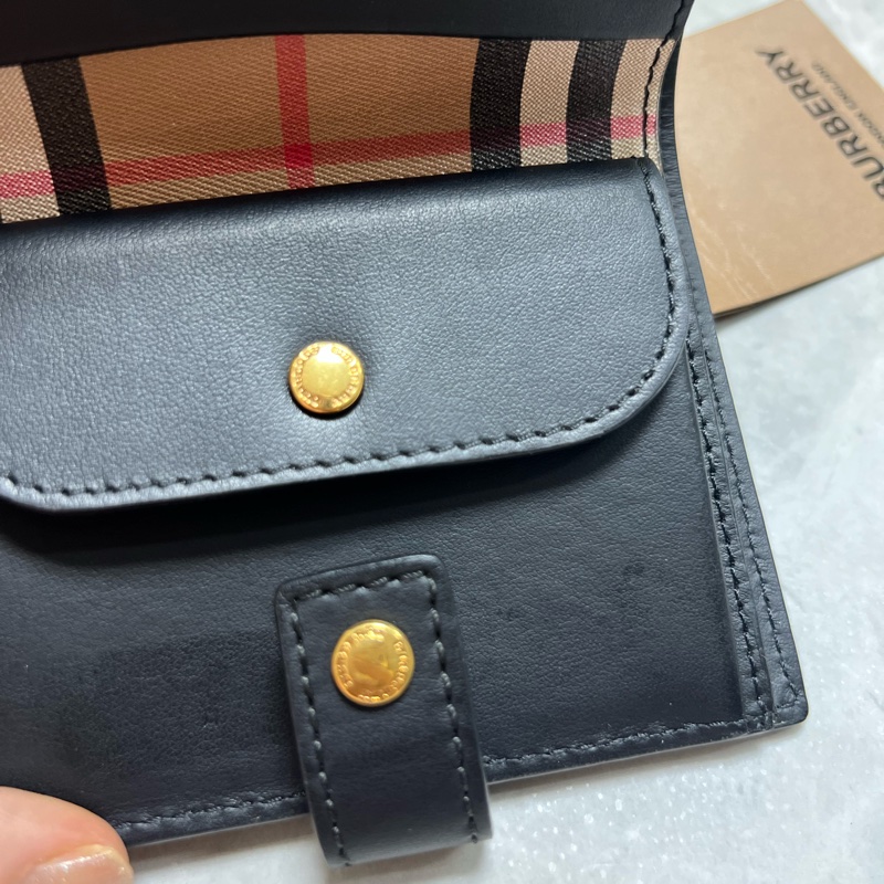 🔥🔥🔥保證真品Burberry 經典格紋短夾-12