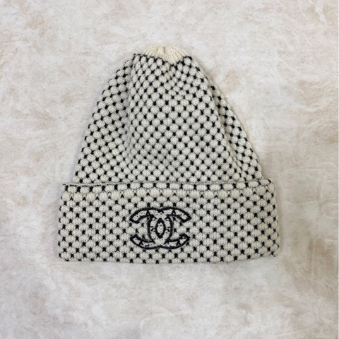 Chanel 24A 毛帽