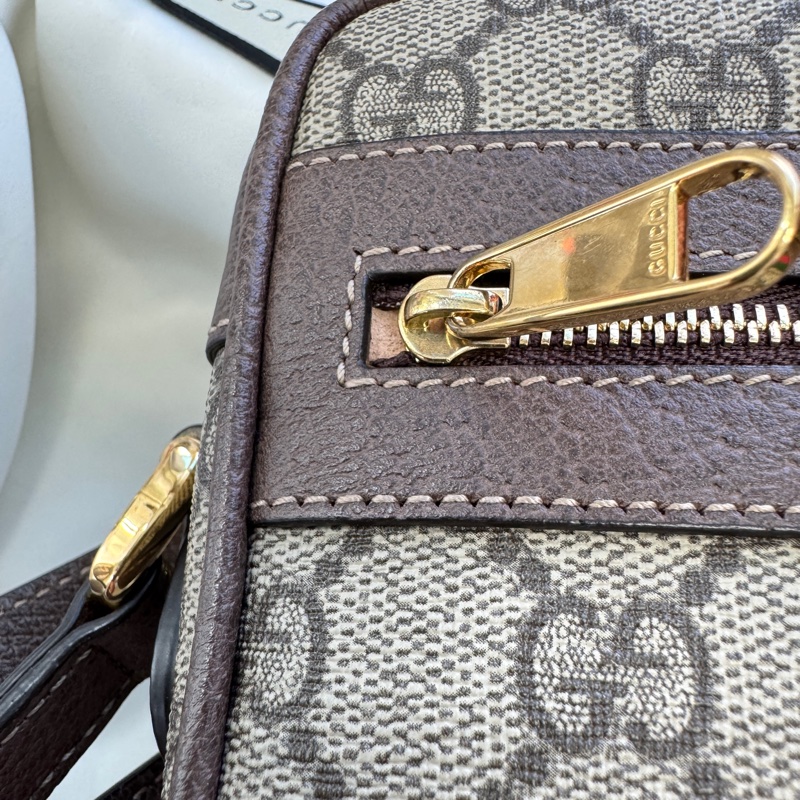 不定時會優惠❤️GUCCI橢圓 斜背包 包況很新 我最便宜❤️雙G斜背包/咖牛皮邊 古金雙G中間綠紅斜背包-27