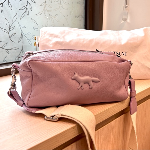 Maison Kitsuné 法國小狐狸🦊粉紫盒型包-5