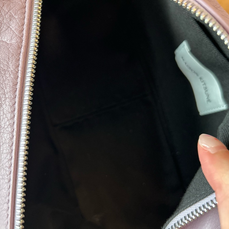 Maison Kitsuné 法國小狐狸🦊粉紫盒型包-8