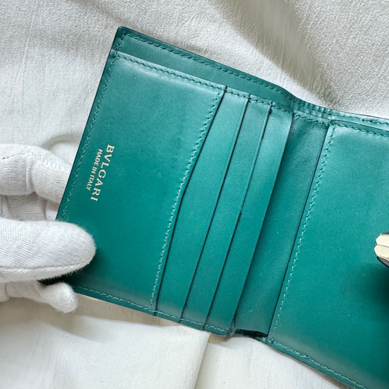 BVLGARI寶格麗珐瑯蛇頭三折短夾-11