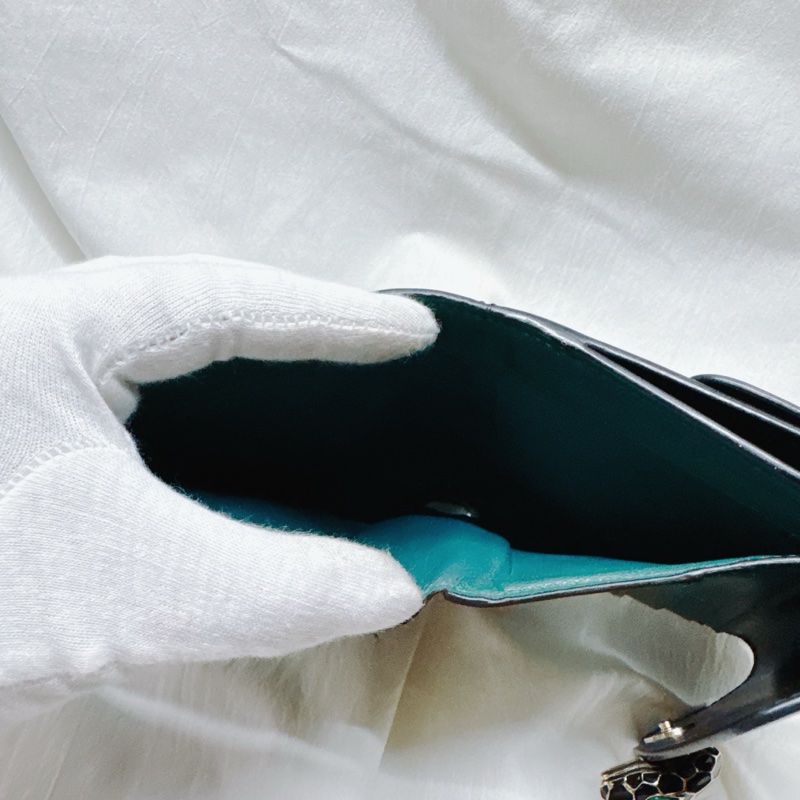 BVLGARI寶格麗珐瑯蛇頭三折短夾-14