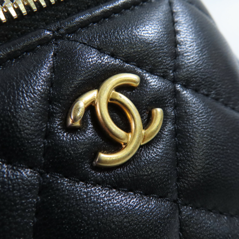 CHANEL 【激減優惠】羊皮皮革Mini Vanity Case Shoulder Bag金扣鏈帶肩背袋-10