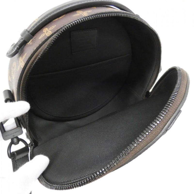 Louis Vuitton Monogram (N°7) Wheel Box M59706 肩背包-8