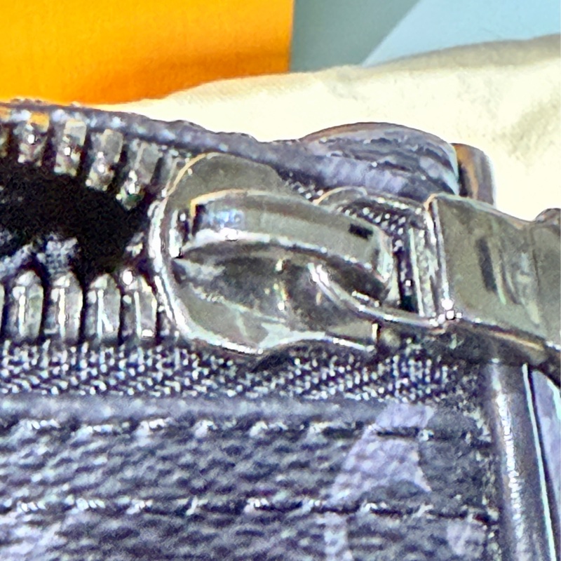 LV - Keepall Bandoulière 25 (M46271)-26