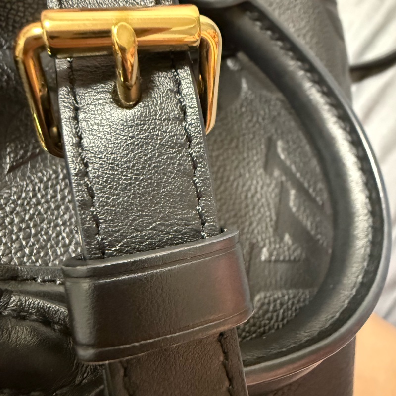 晶片款 Speedy 25 Bandouliere Monogram Empreinte 肩背包 M58951 黑色皮革-22
