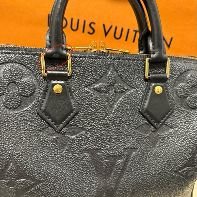 晶片款 Speedy 25 Bandouliere Monogram Empreinte 肩背包 M58951 黑色皮革-21