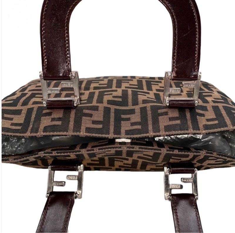 「JL精品代購」95新 FENDI 老花 手提 托特包-9