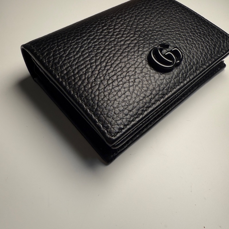Gucci 456126黑色黑釦Logo 零錢袋對折短夾-7