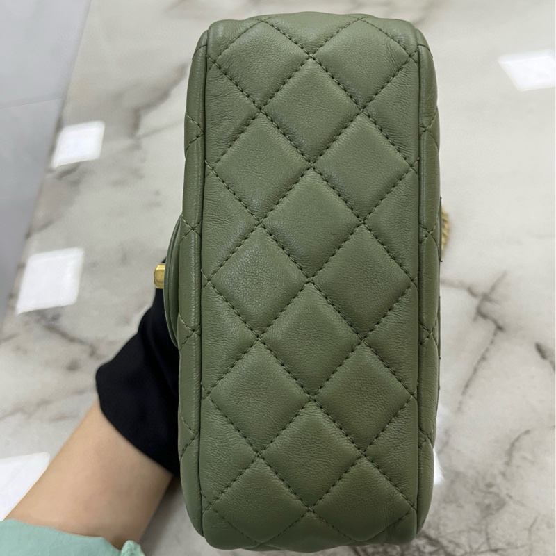 Chanel 金球方胖子-14