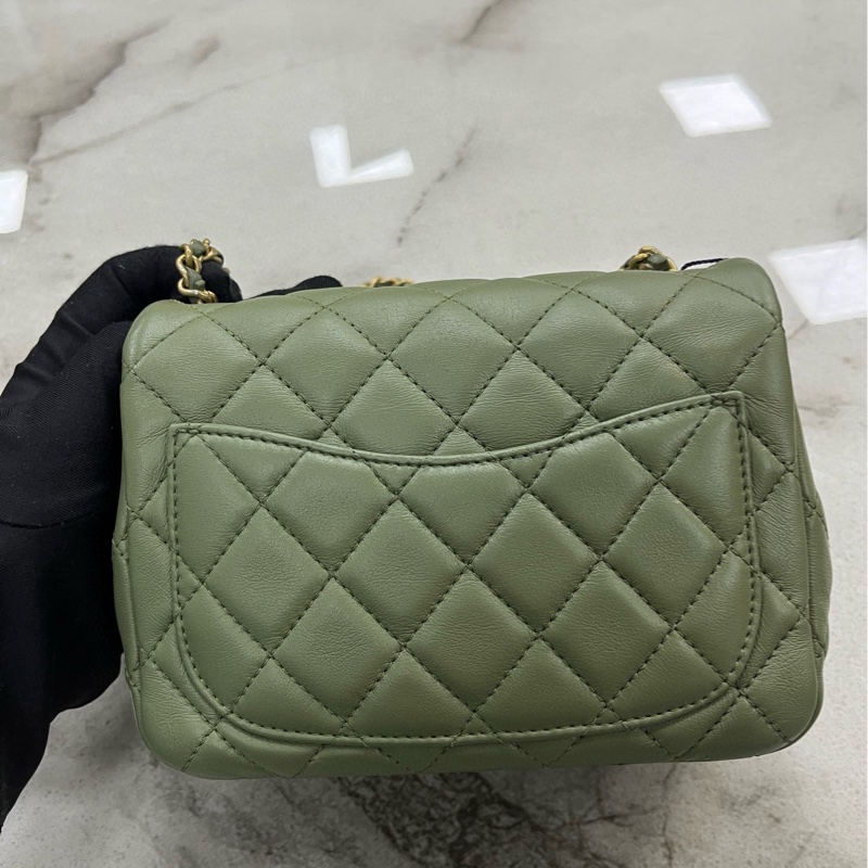 Chanel 金球方胖子-19