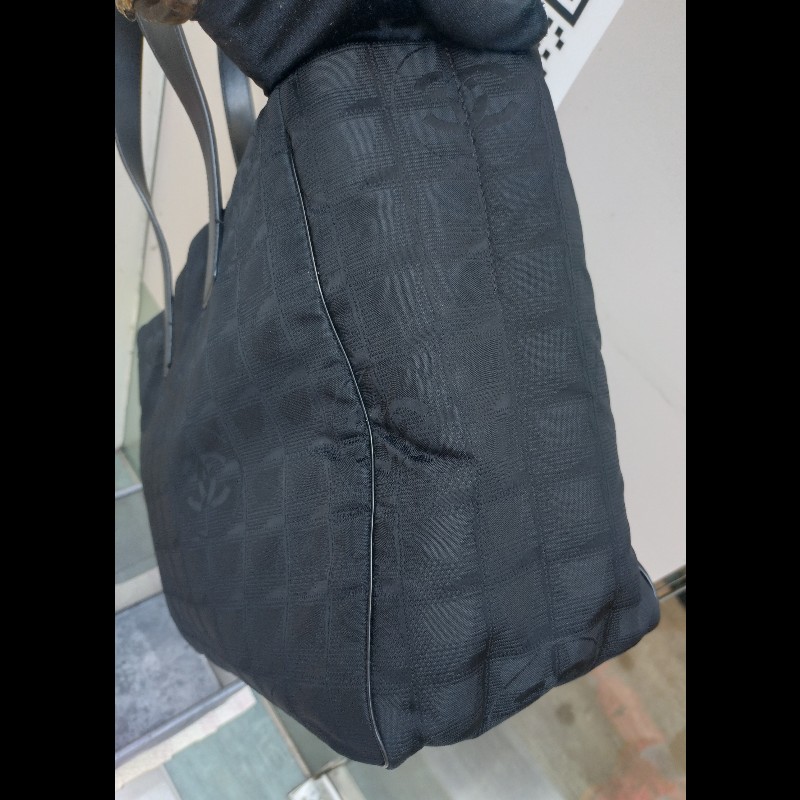 Chanel新旅行系列黑布tote-8
