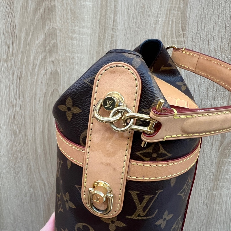 LV 原花Duffle Bag金釦手提斜背薯條包M43587-9