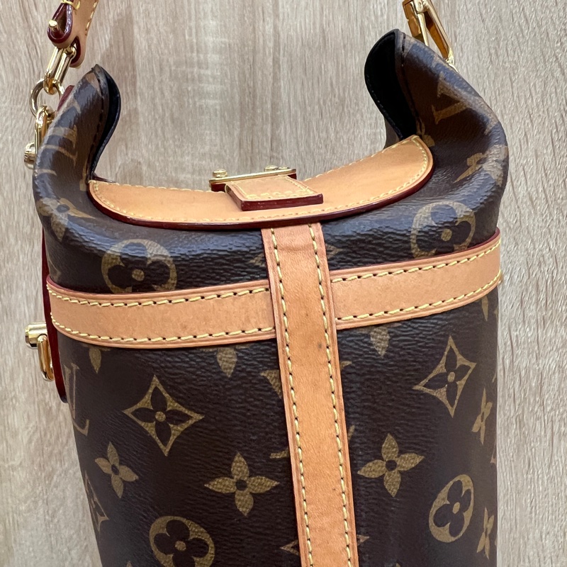 LV 原花Duffle Bag金釦手提斜背薯條包M43587-11