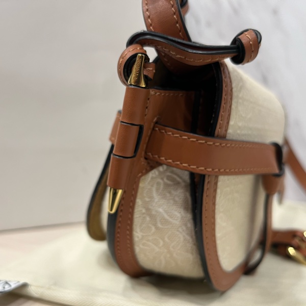 LOEWE 蕾絲布款絕美Gate mini-16