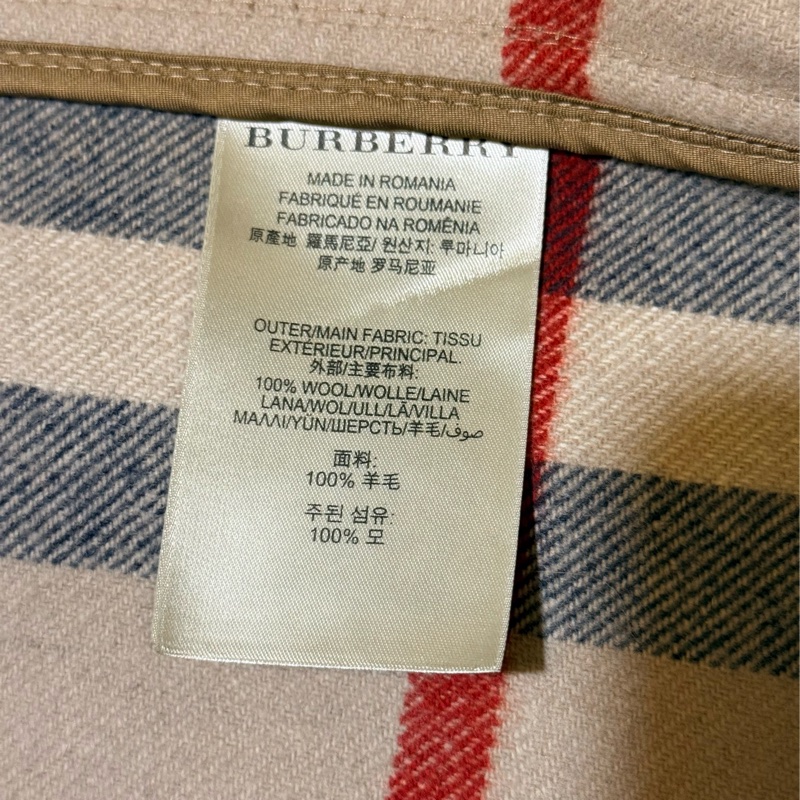 Burberry 正品 帽子牛角釦羊毛大衣 UK4 95成新 義大利羅馬Burberry專櫃帶回-3