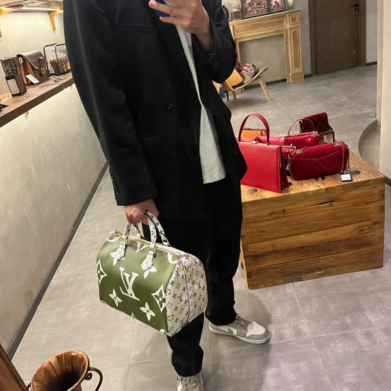 「JL精品代購」98新 LV speedy30 牛油果拼色 手提/肩背包-1