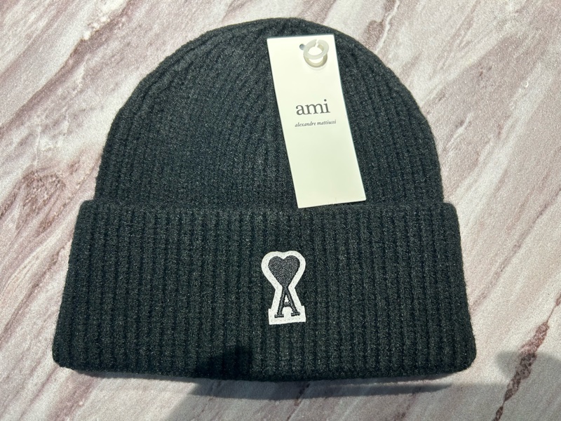 Ami Paris 黑心logo黑色毛帽  | ASCE-4
