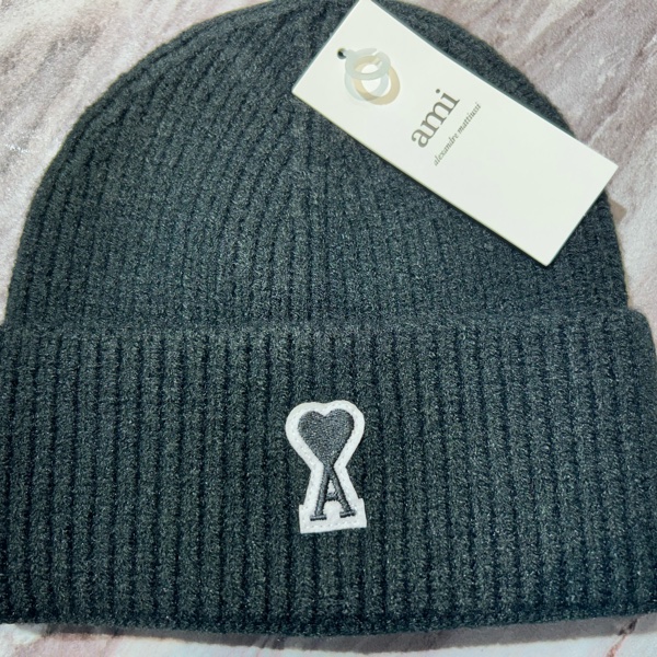 Ami Paris 黑心logo黑色毛帽  | ASCE-5