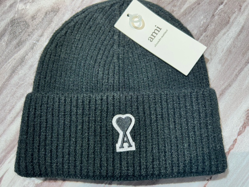 Ami Paris 黑心logo黑色毛帽  | ASCE-7
