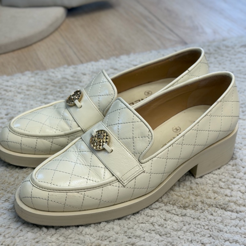 Chanel 金幣雙C 奶白粗跟樂福鞋 香奈兒樂福鞋 金幣樂福鞋-2