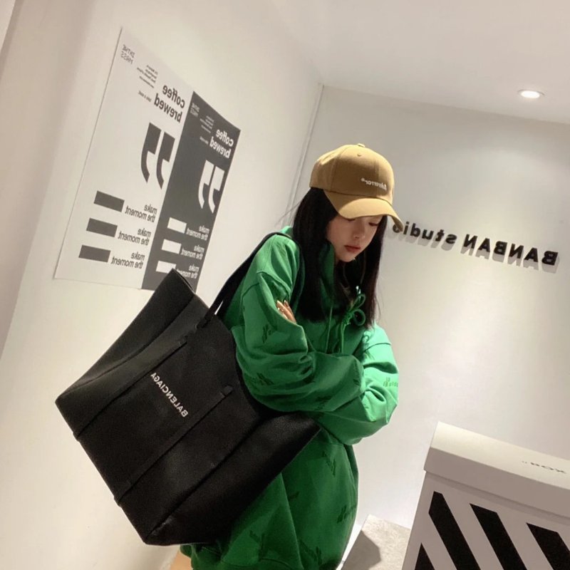 Balenciaga 牛皮托特包 - 黑-1