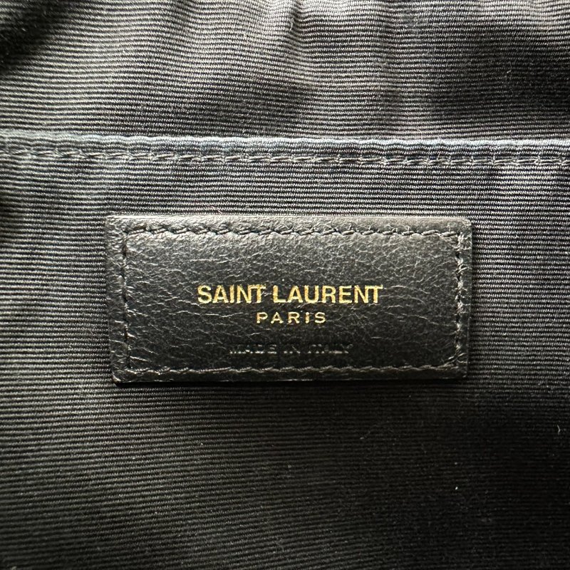 YSL LOU絎縫皮革流蘇相機包-7