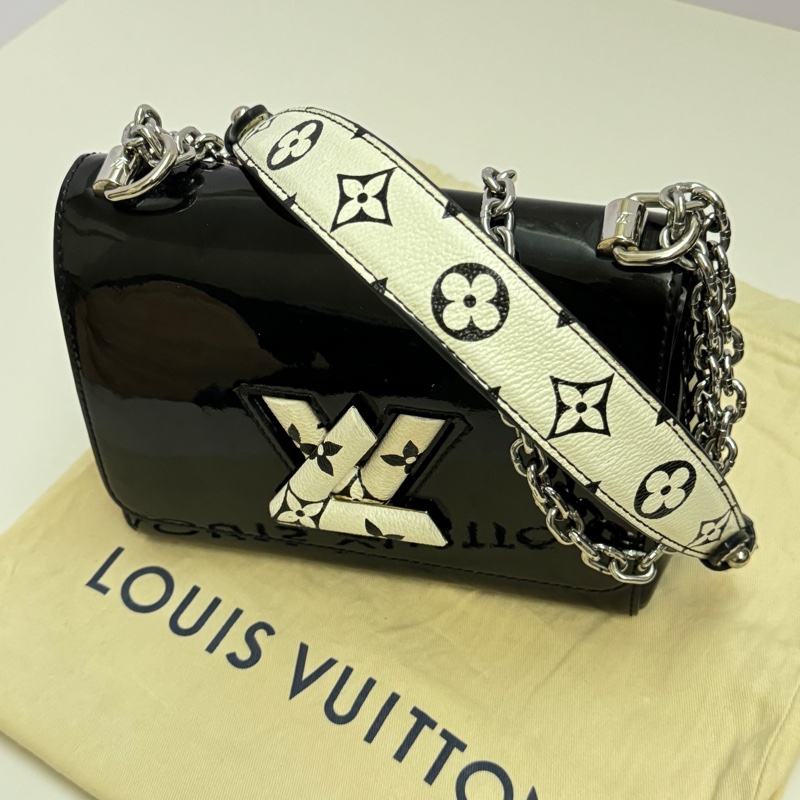 (極新💝 限定款極稀有) LV Twist PM 限定老花 斜背+單肩+腋下包-7