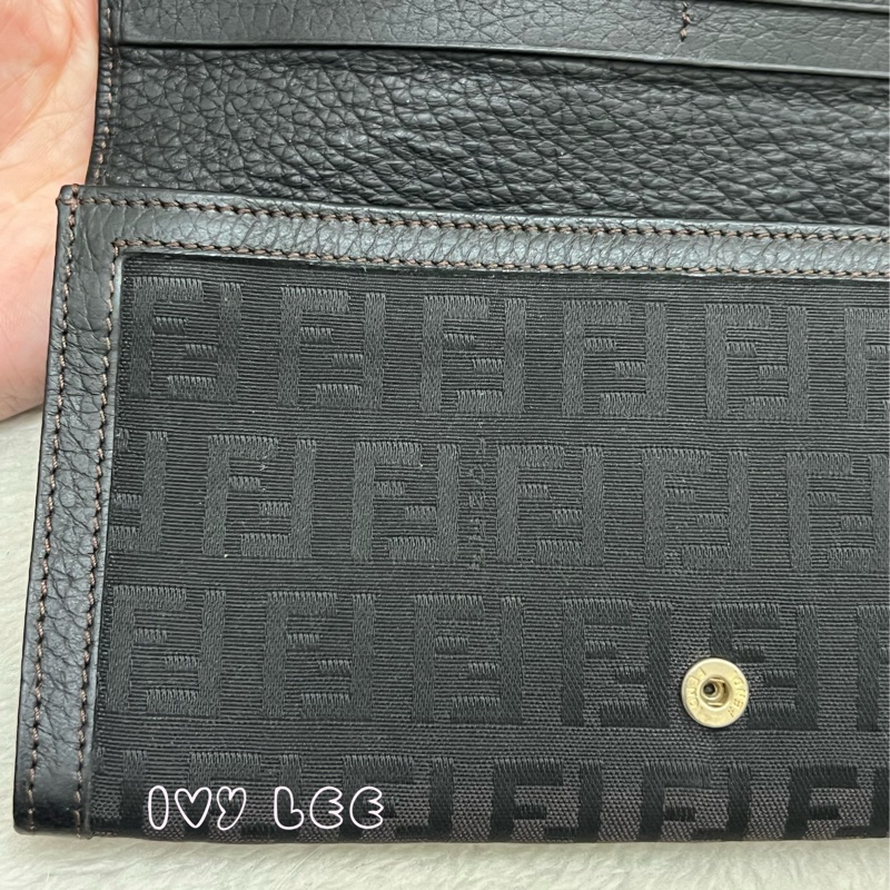 FENDI FF Zucca 長版皮夾 帆布 皮革 吊飾 經典黑 二手精品-19