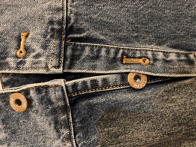 2025 《Loewe 》Anagram overshirt in denim刺繡牛仔外套(吊牌在)-29