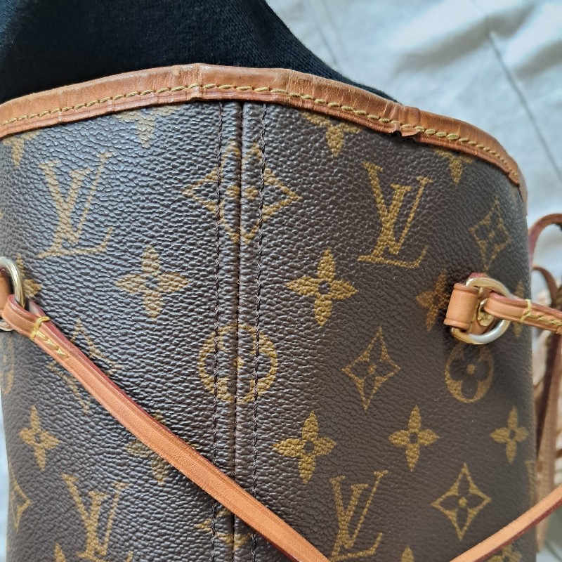Louis Vuitton  never full-15