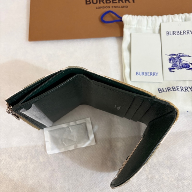 Burberry 三折短夾-8