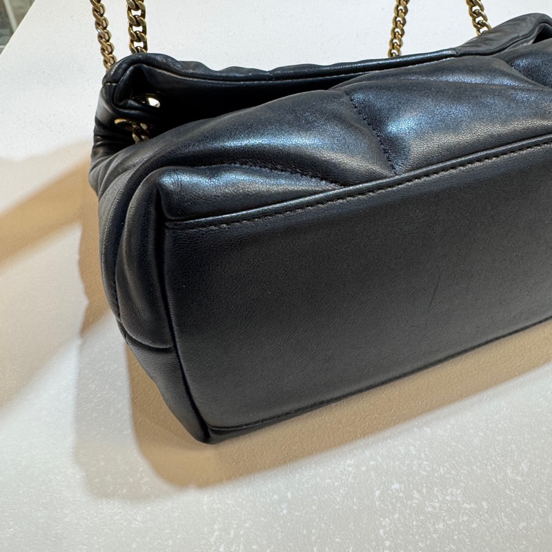 YSL黑金羊皮衍縫小號PUFFER側背包5774761 雲朵包-12