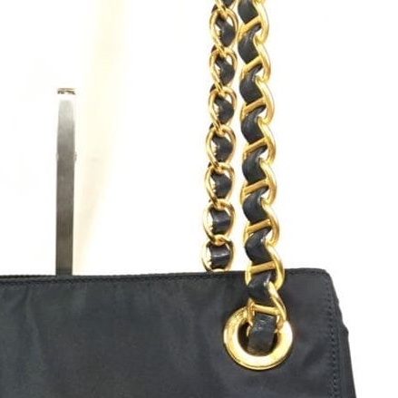 💝FuFu.Style ⟡.·* Prada 降落傘尼龍單肩包-28