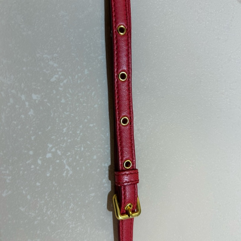 MIUMIU包包紅色羊皮金釦雙層拉鍊側背包-18