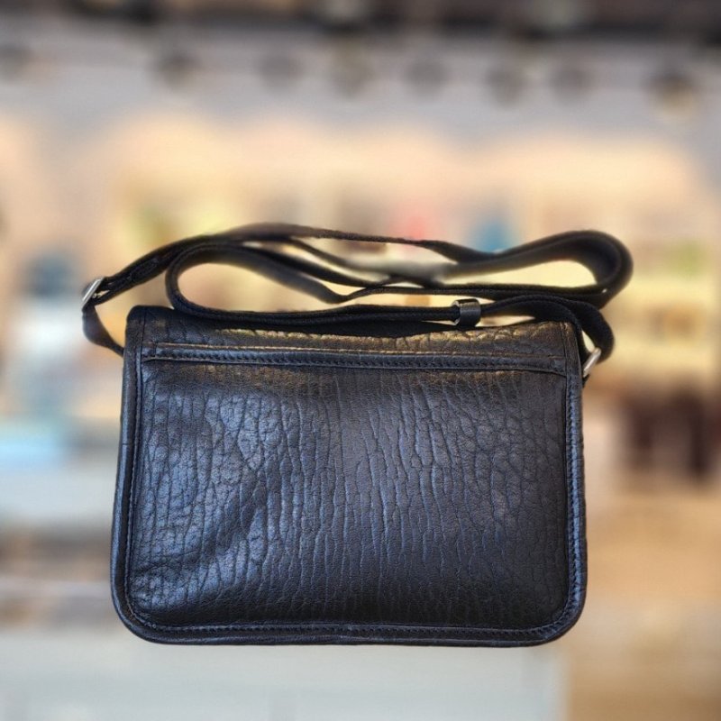 ✨2026季度全新✨Saint Laurent 776611 Niki 小型粒面小羊皮郵差包 黑色-13