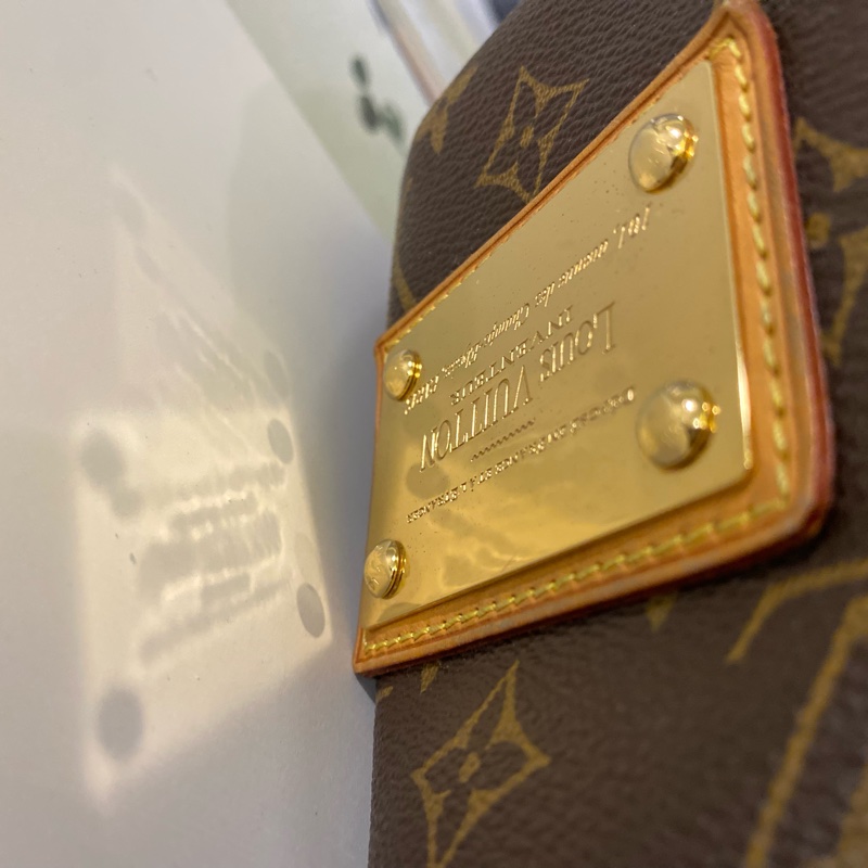 限中午前下單)LV 肩背包 單肩 寬背帶 m56382 無附件-26