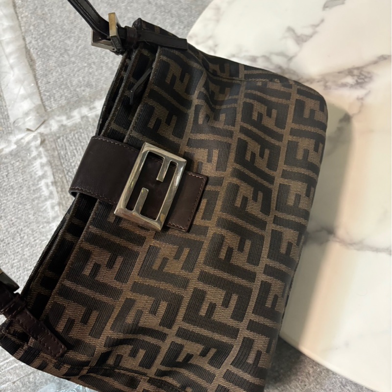 Fendi老花托特包-28